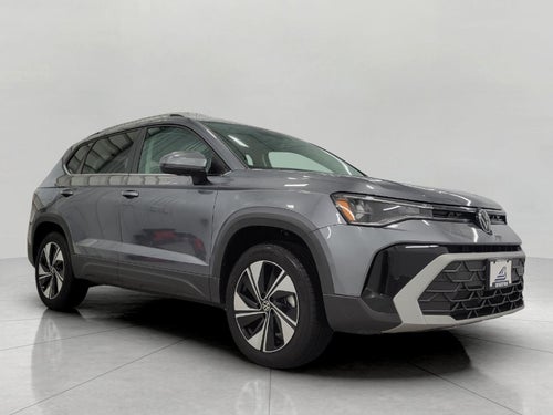 2025 Volkswagen Taos SE 4MOTION