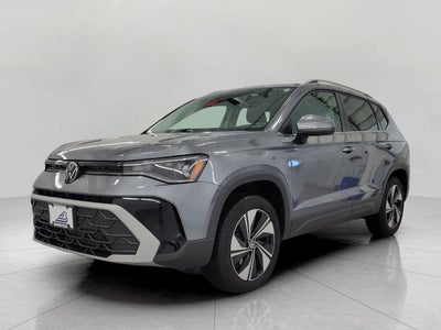 2025 Volkswagen Taos SE 4MOTION