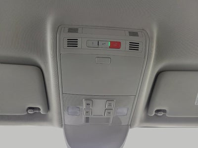 2025 Volkswagen Taos SE 4MOTION