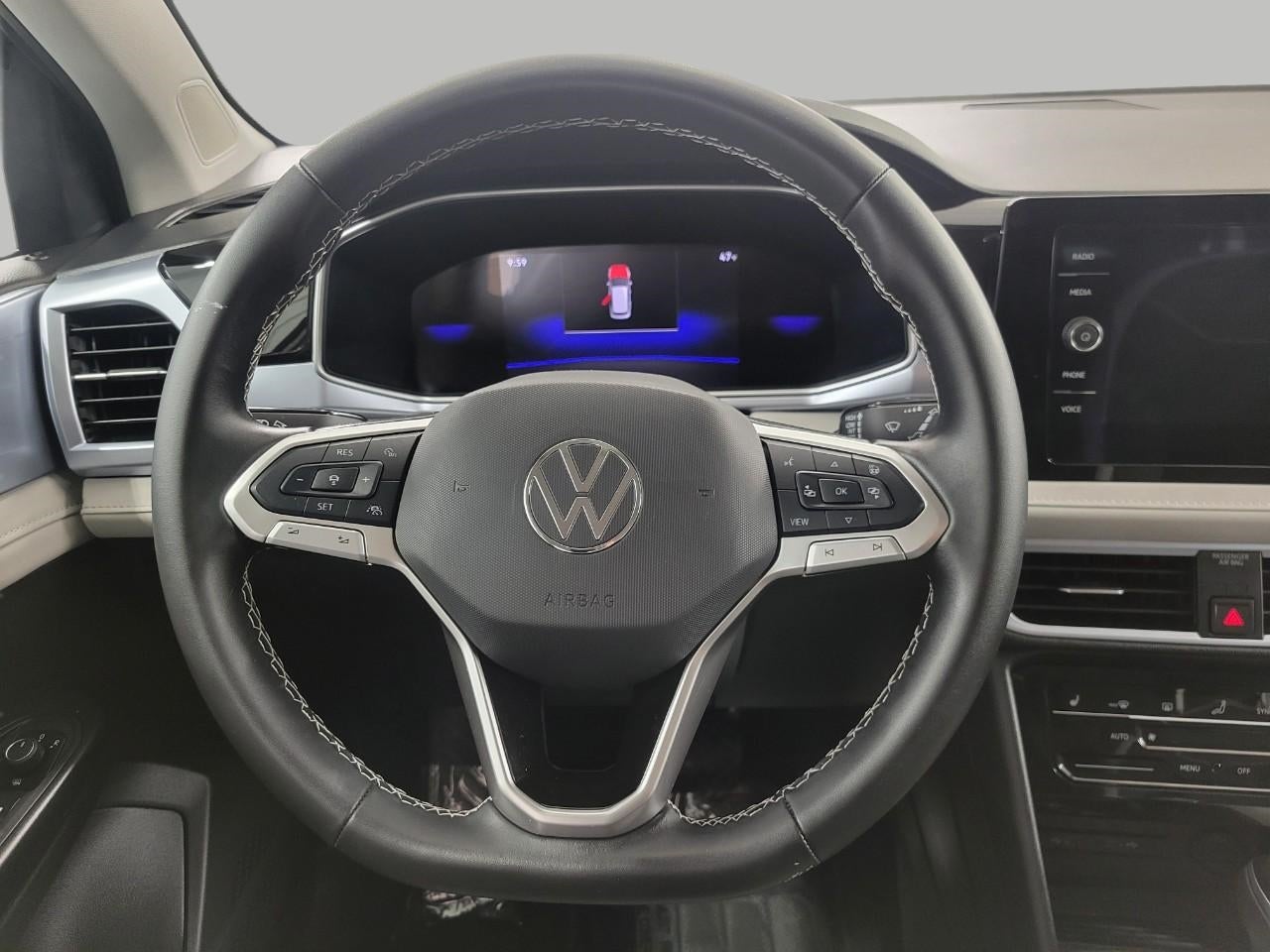 2025 Volkswagen Taos SE 4MOTION