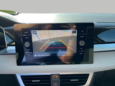 2026 Volkswagen Taos SE 4MOTION