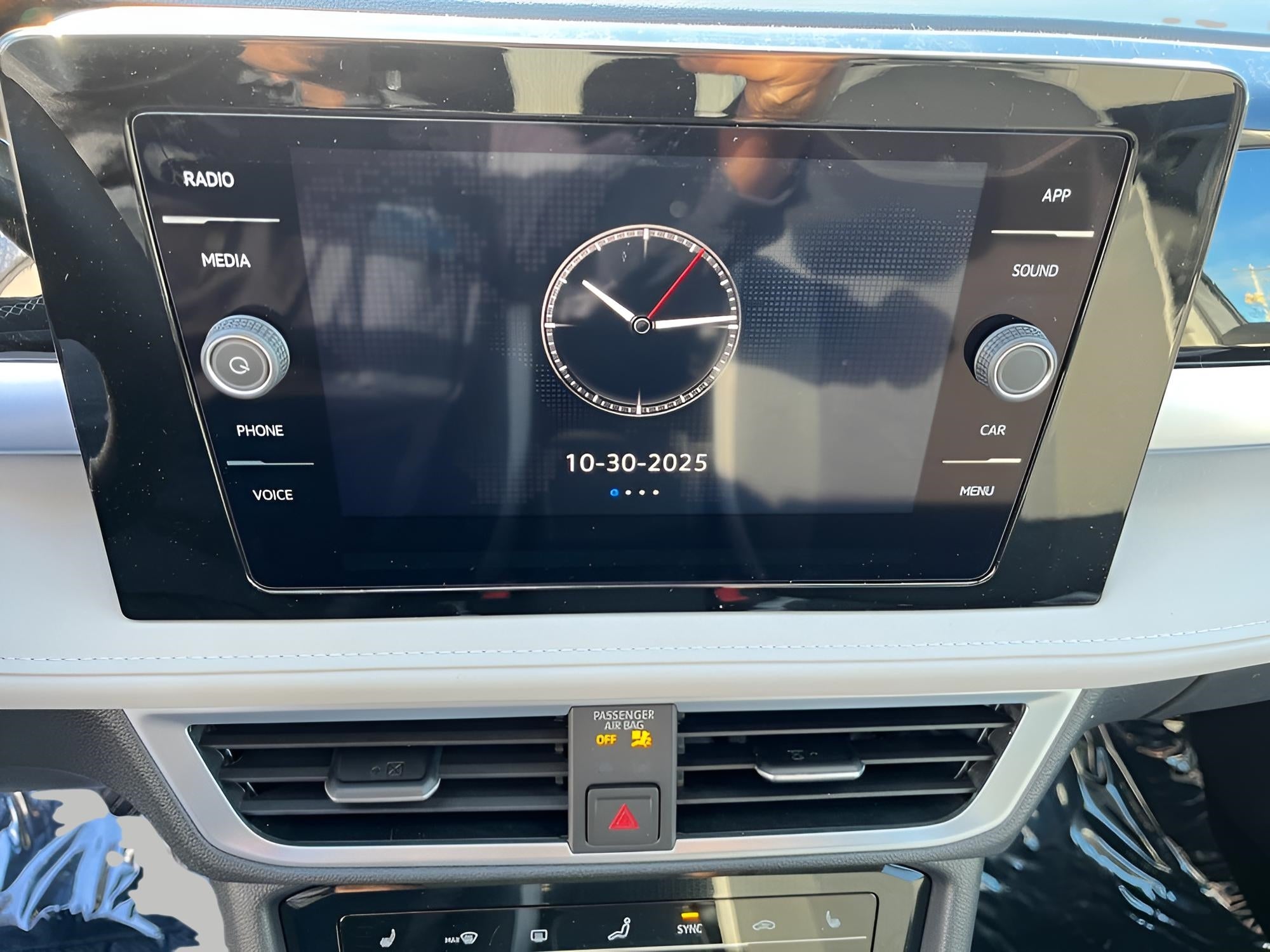 2025 Volkswagen Taos SE 4MOTION