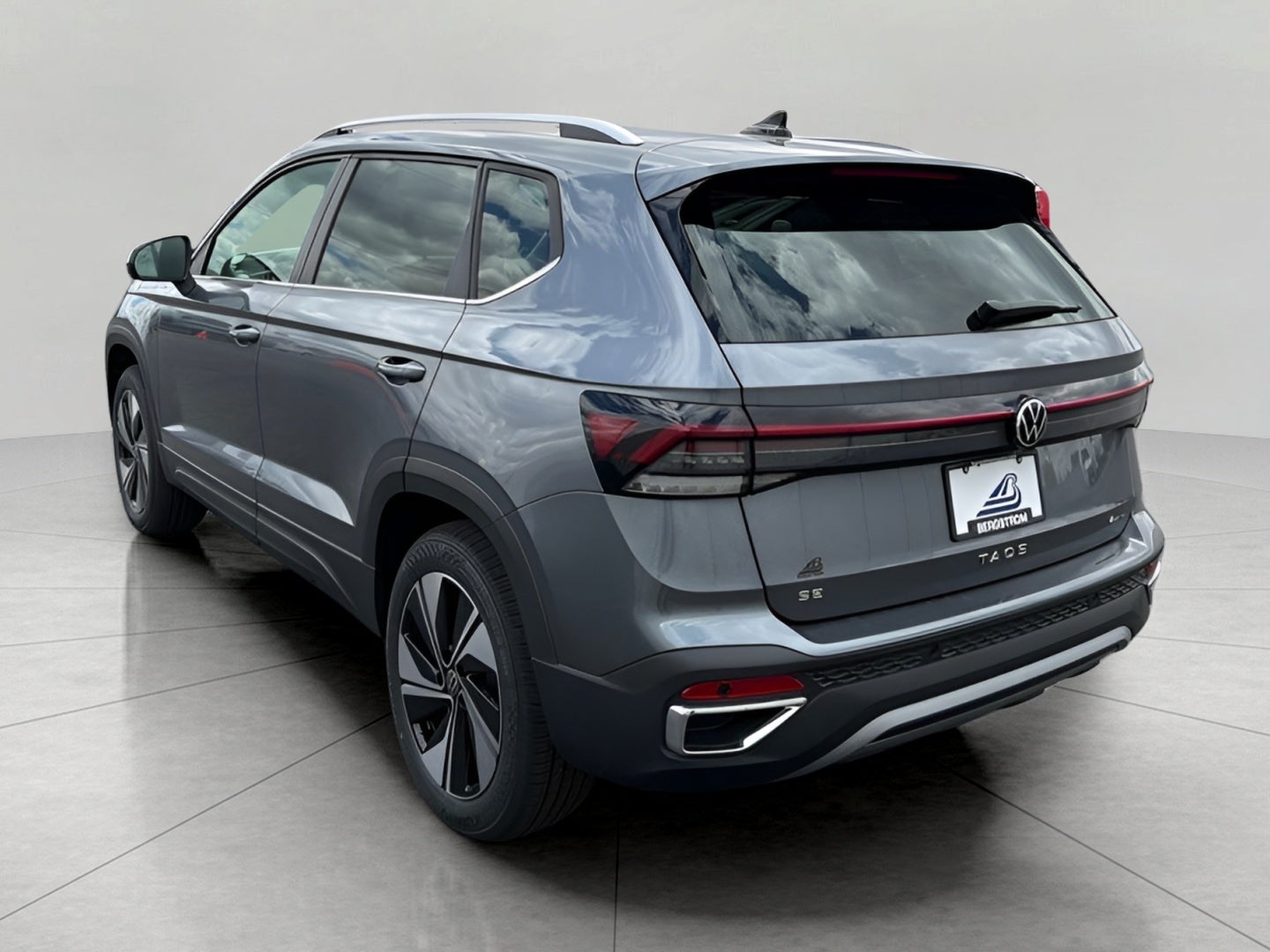2026 Volkswagen Taos SE 4MOTION