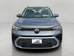 2025 Volkswagen Taos SE 4MOTION