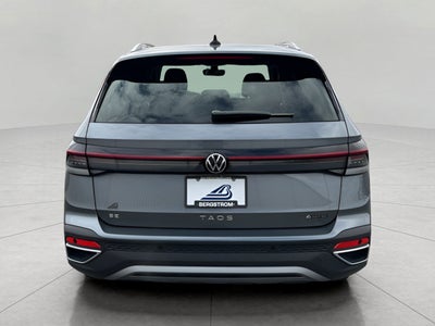 2025 Volkswagen Taos SE 4MOTION