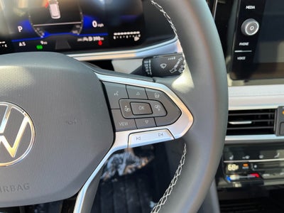 2026 Volkswagen Taos SE 4MOTION