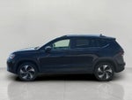 2025 Volkswagen Taos SE 4MOTION