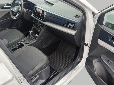 2024 Volkswagen Taos SE 4MOTION