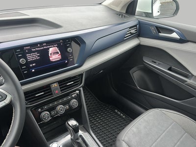 2024 Volkswagen Taos SE 4MOTION