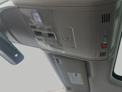 2024 Volkswagen Taos SE 4MOTION