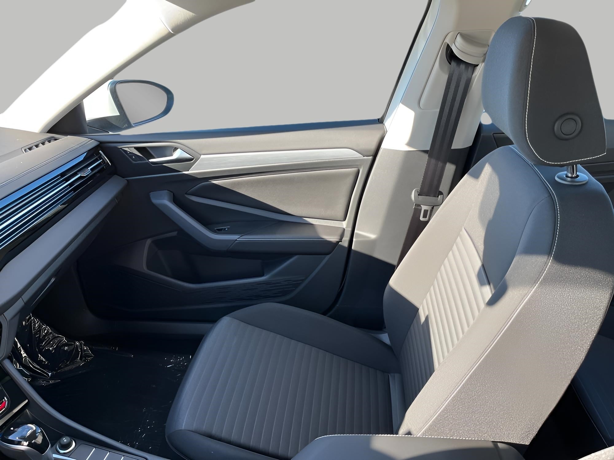 2025 Volkswagen Jetta S Auto