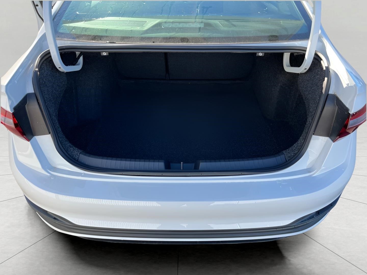 2025 Volkswagen Jetta S Auto