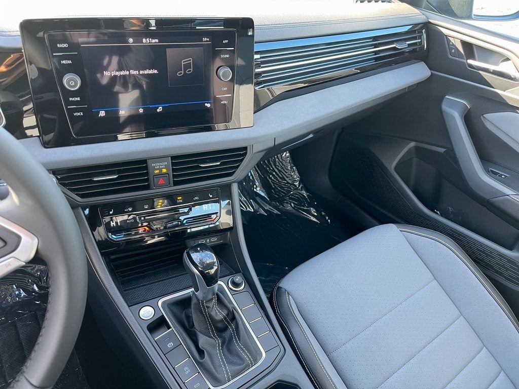 2025 Volkswagen Jetta SE Auto