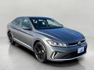 2025 Volkswagen Jetta SE Auto