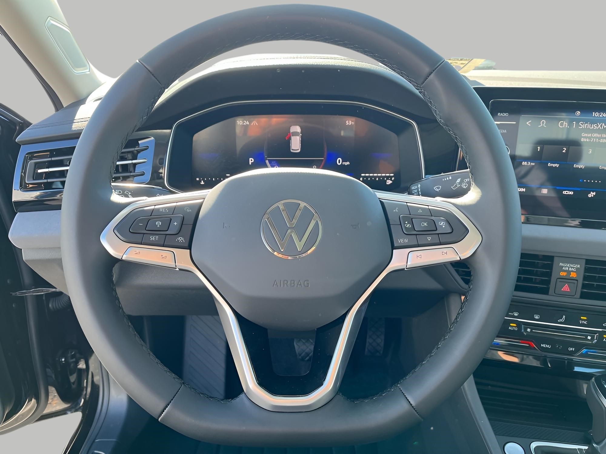 2025 Volkswagen Jetta SE Auto