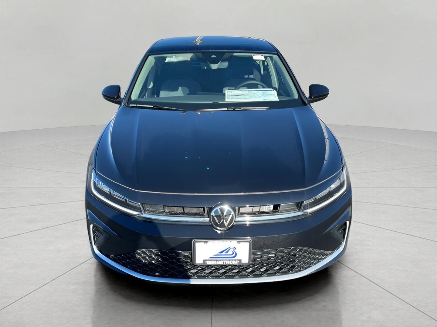 2025 Volkswagen Jetta SE Auto