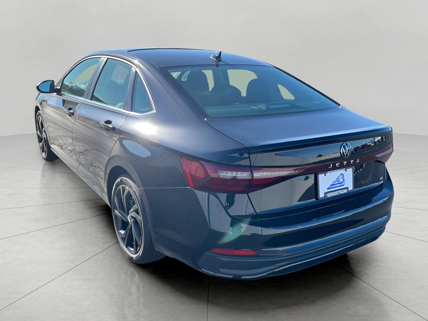 2025 Volkswagen Jetta SE Auto