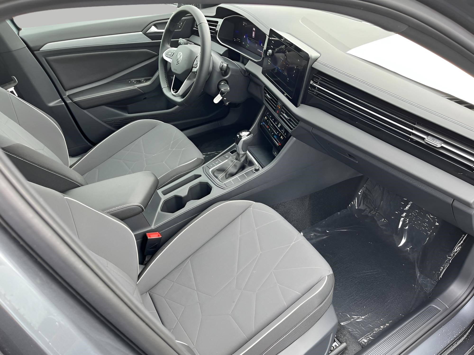 2025 Volkswagen Jetta Sport Auto