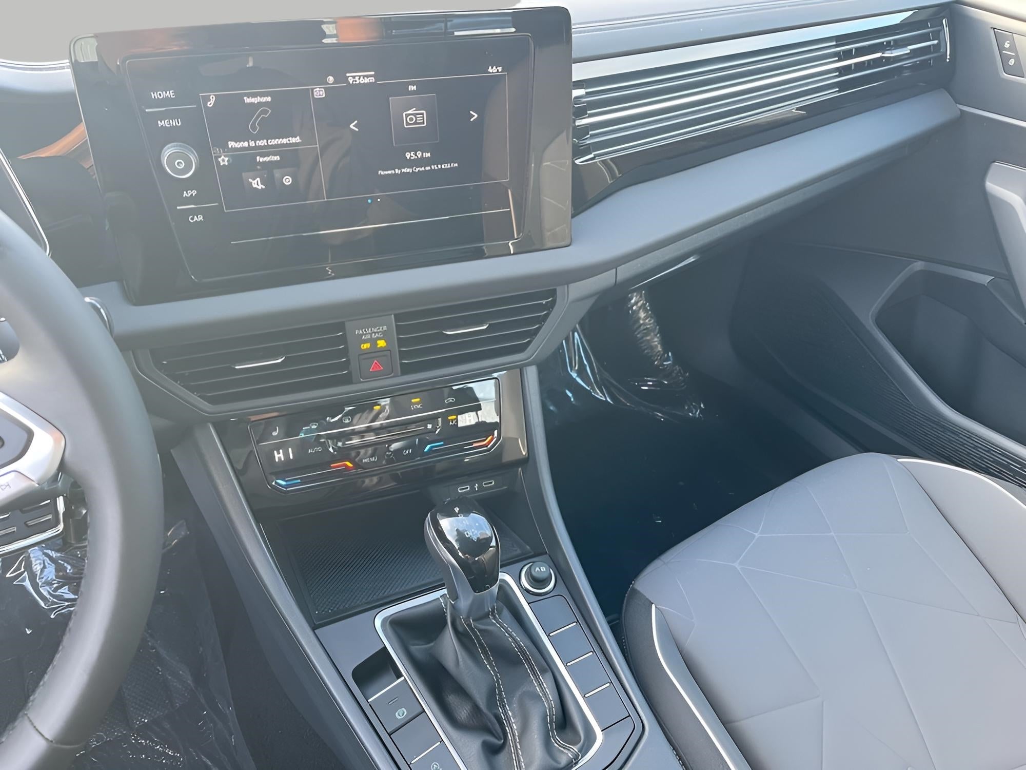 2025 Volkswagen Jetta Sport Auto