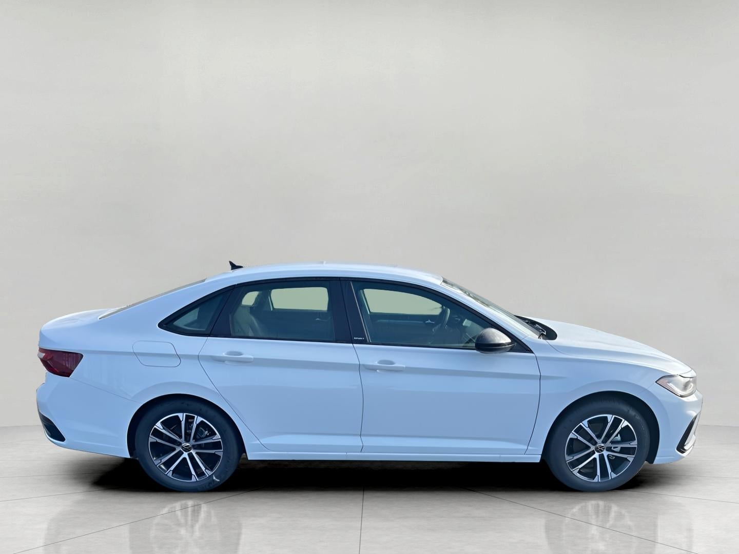 2025 Volkswagen Jetta Sport Auto