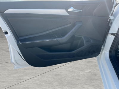 2025 Volkswagen Jetta Sport Auto