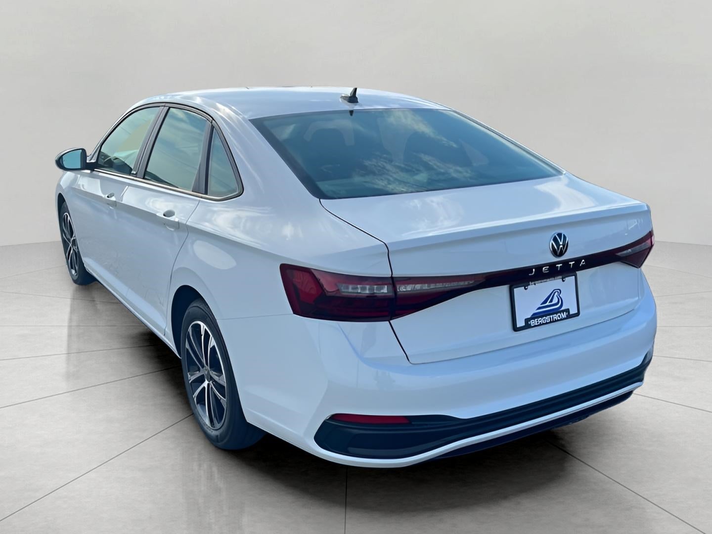 2025 Volkswagen Jetta Sport Auto