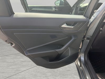 2022 Volkswagen Jetta SE Auto