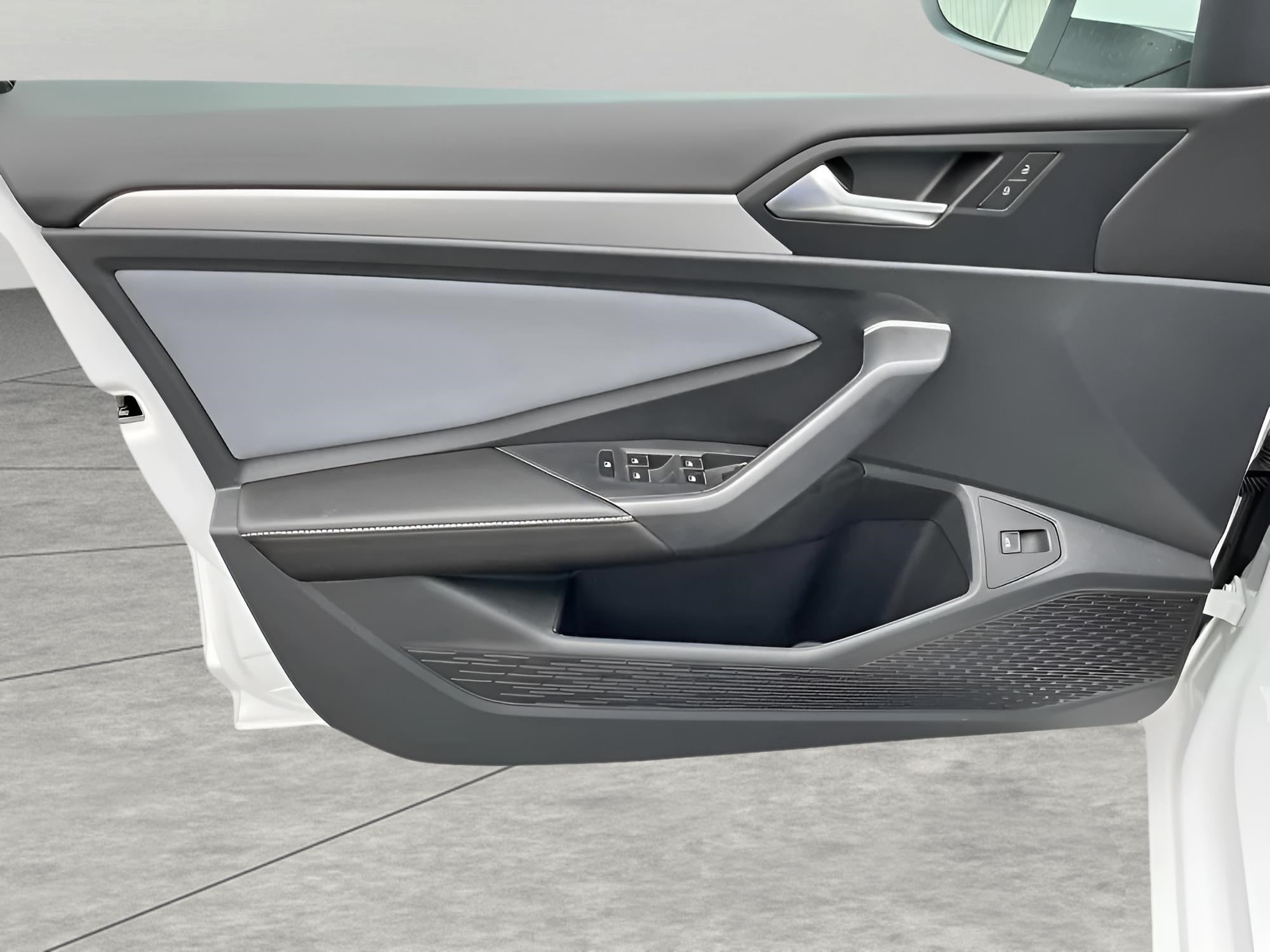 2025 Volkswagen Jetta SE Auto