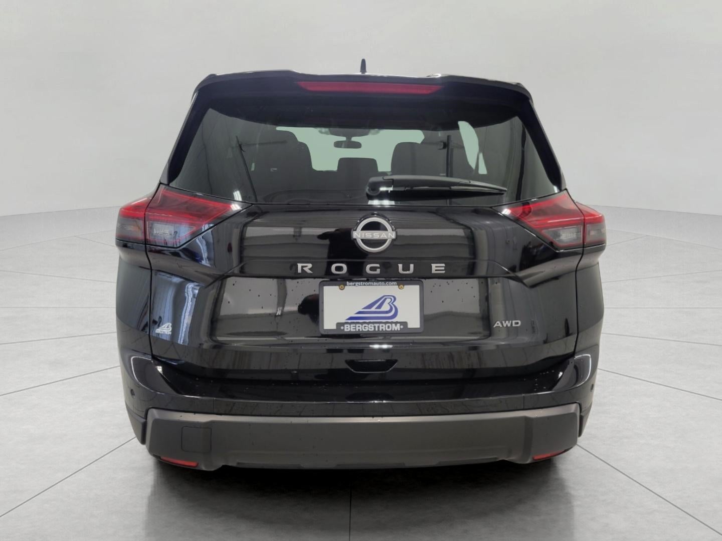 2025 Nissan Rogue AWD SV