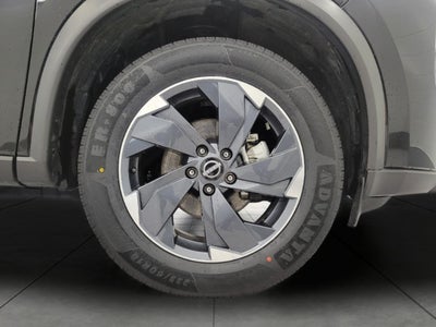 2025 Nissan Rogue AWD SV