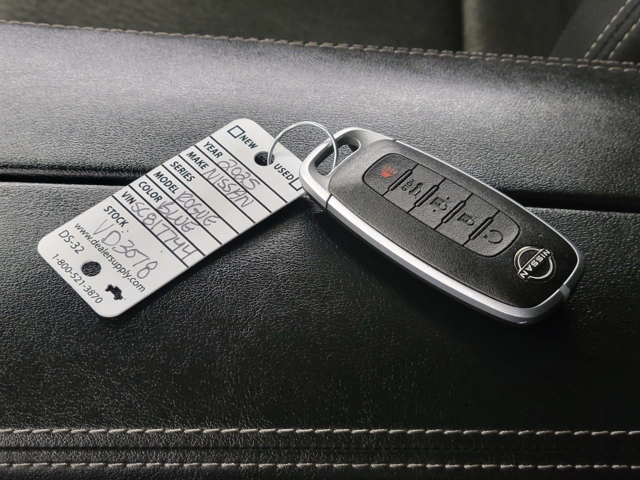 2025 Nissan Rogue AWD SV