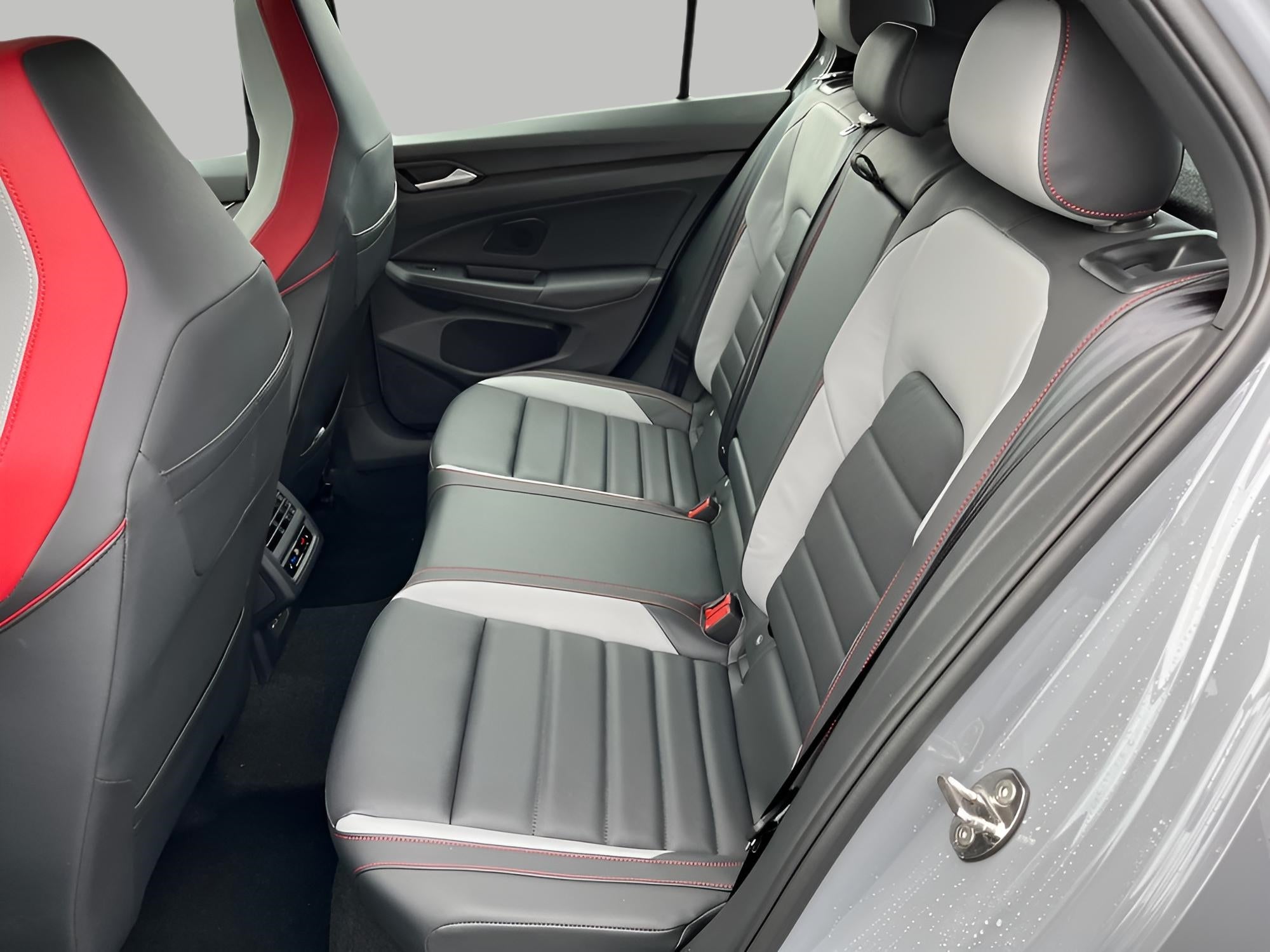 2025 Volkswagen Golf GTI 2.0T Autobahn DSG