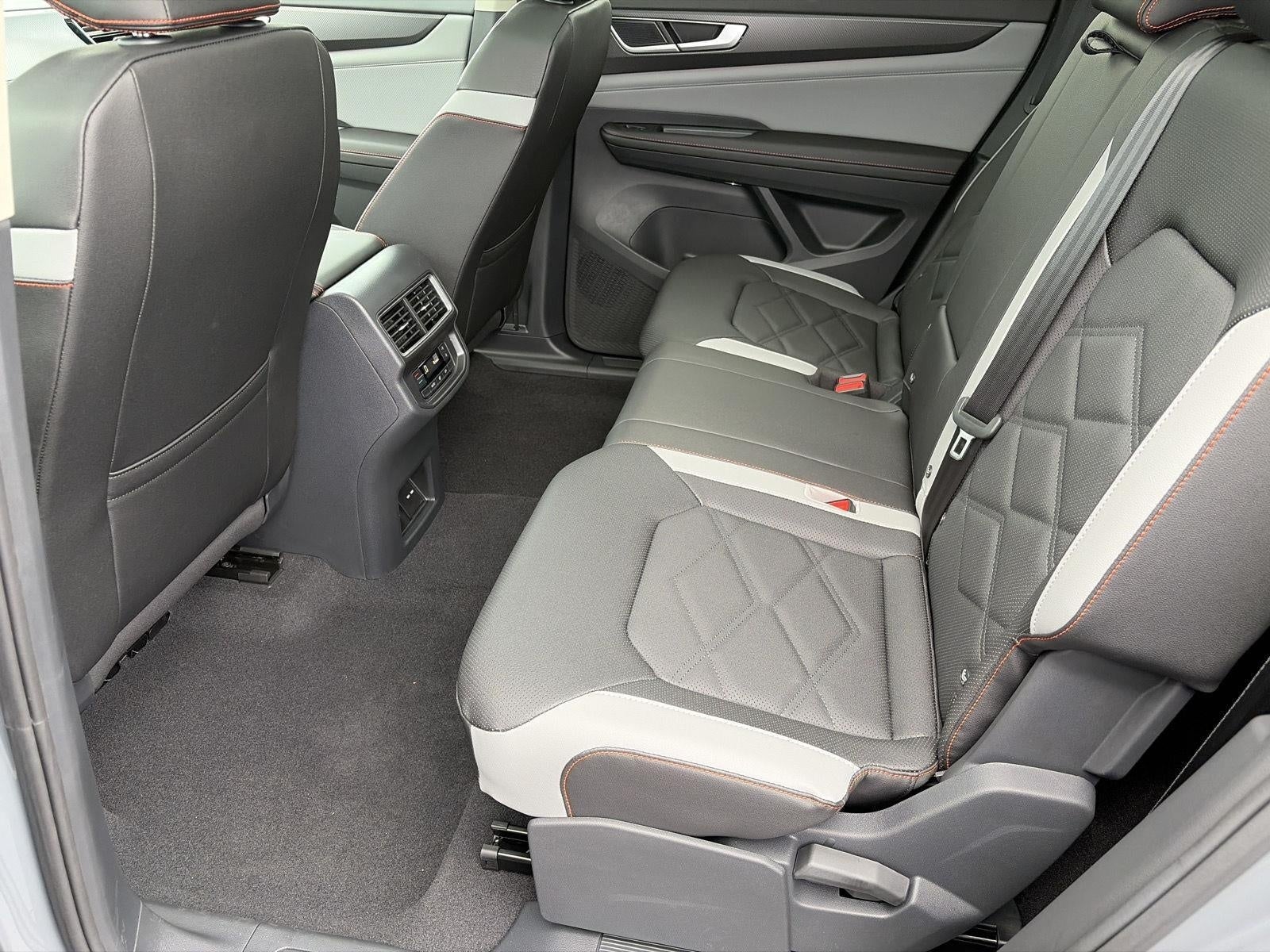 2026 Volkswagen Atlas 2.0T Peak Edition 4MOTION