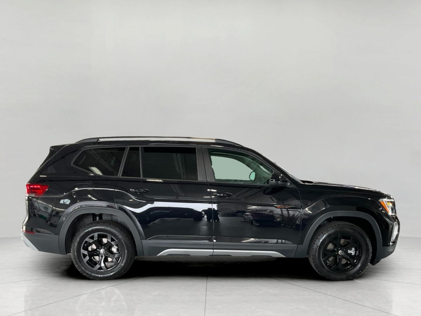 2026 Volkswagen Atlas 2.0T Peak Edition 4MOTION