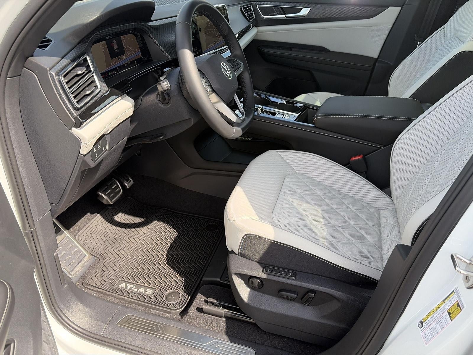 2026 Volkswagen Atlas Cross Sport 2.0T SEL Premium R-Line 4MOTION