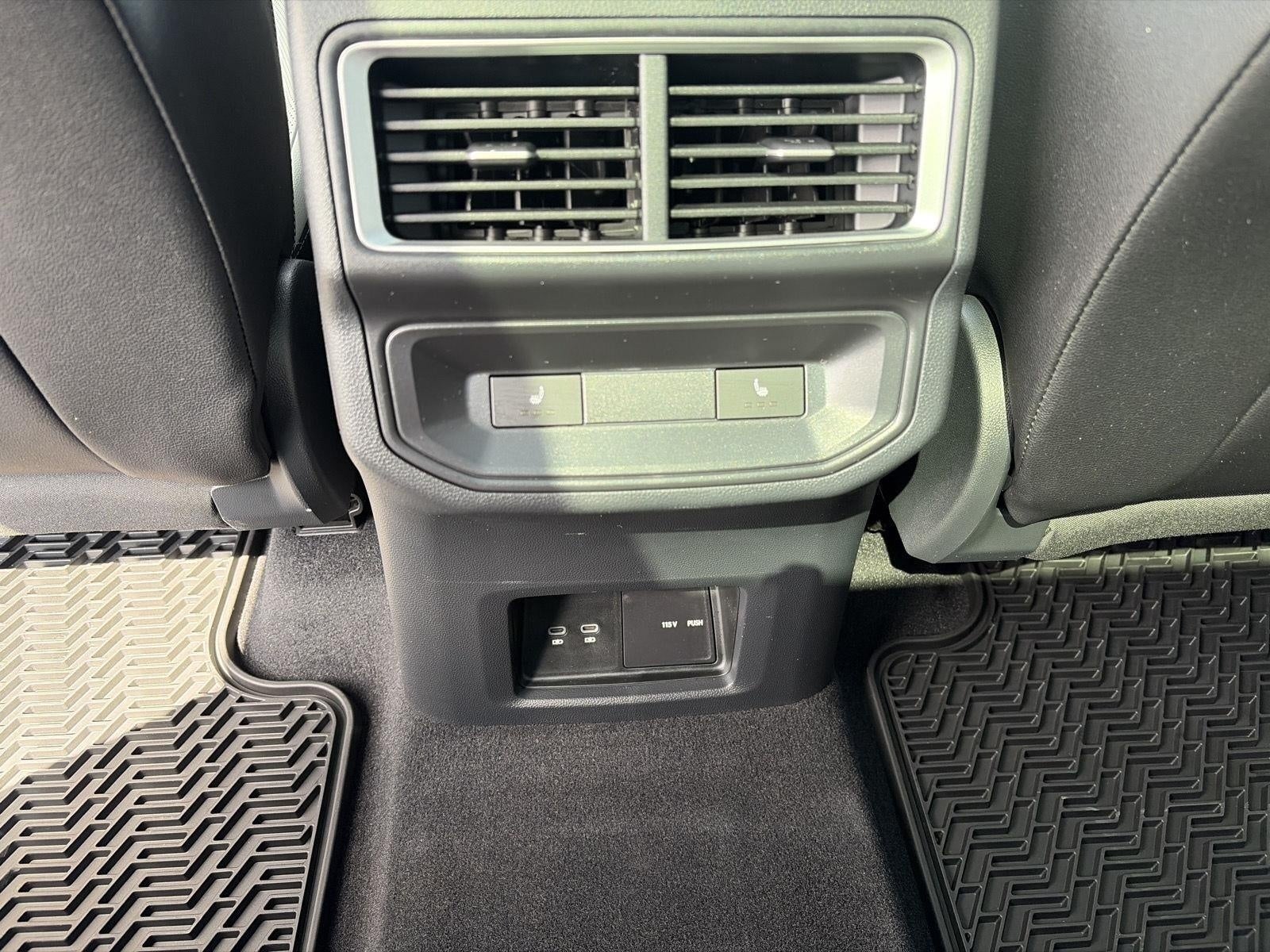 2026 Volkswagen Atlas Cross Sport 2.0T SEL Premium R-Line 4MOTION