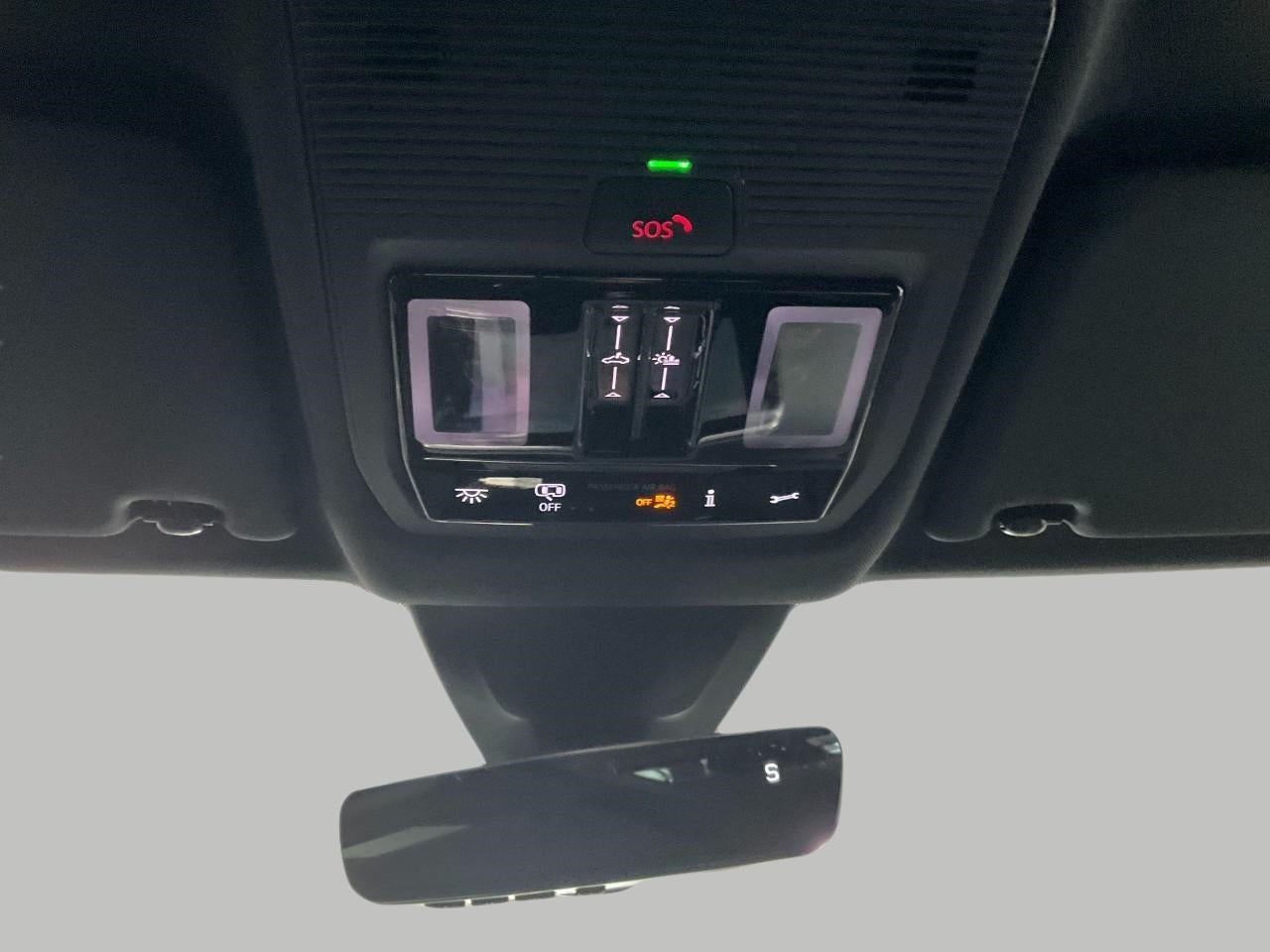 2026 Volkswagen Atlas Cross Sport 2.0T SEL Premium R-Line 4MOTION