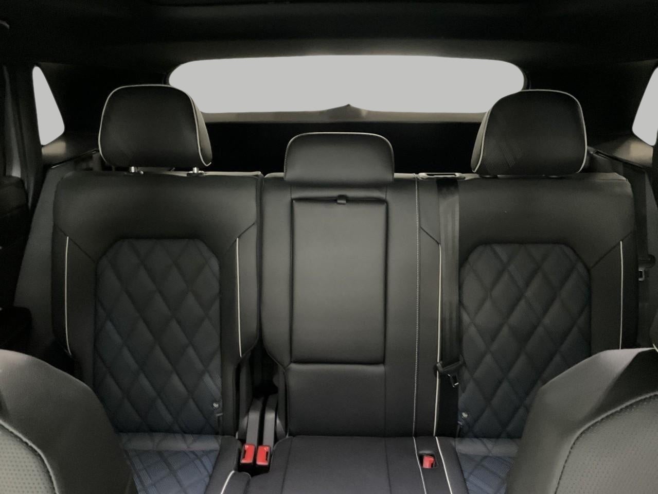 2026 Volkswagen Atlas Cross Sport 2.0T SEL Premium R-Line 4MOTION