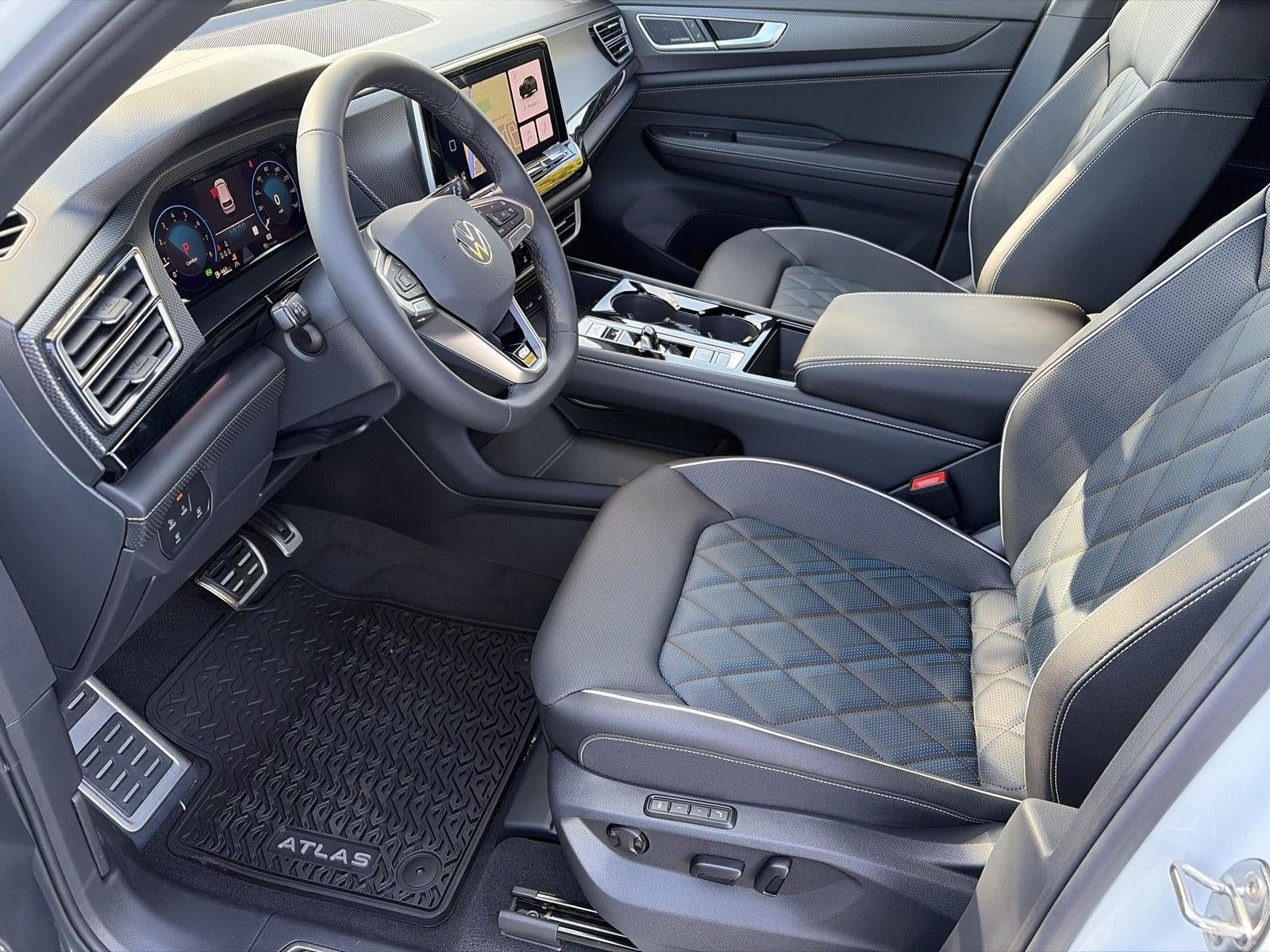2026 Volkswagen Atlas Cross Sport 2.0T SEL Premium R-Line 4MOTION