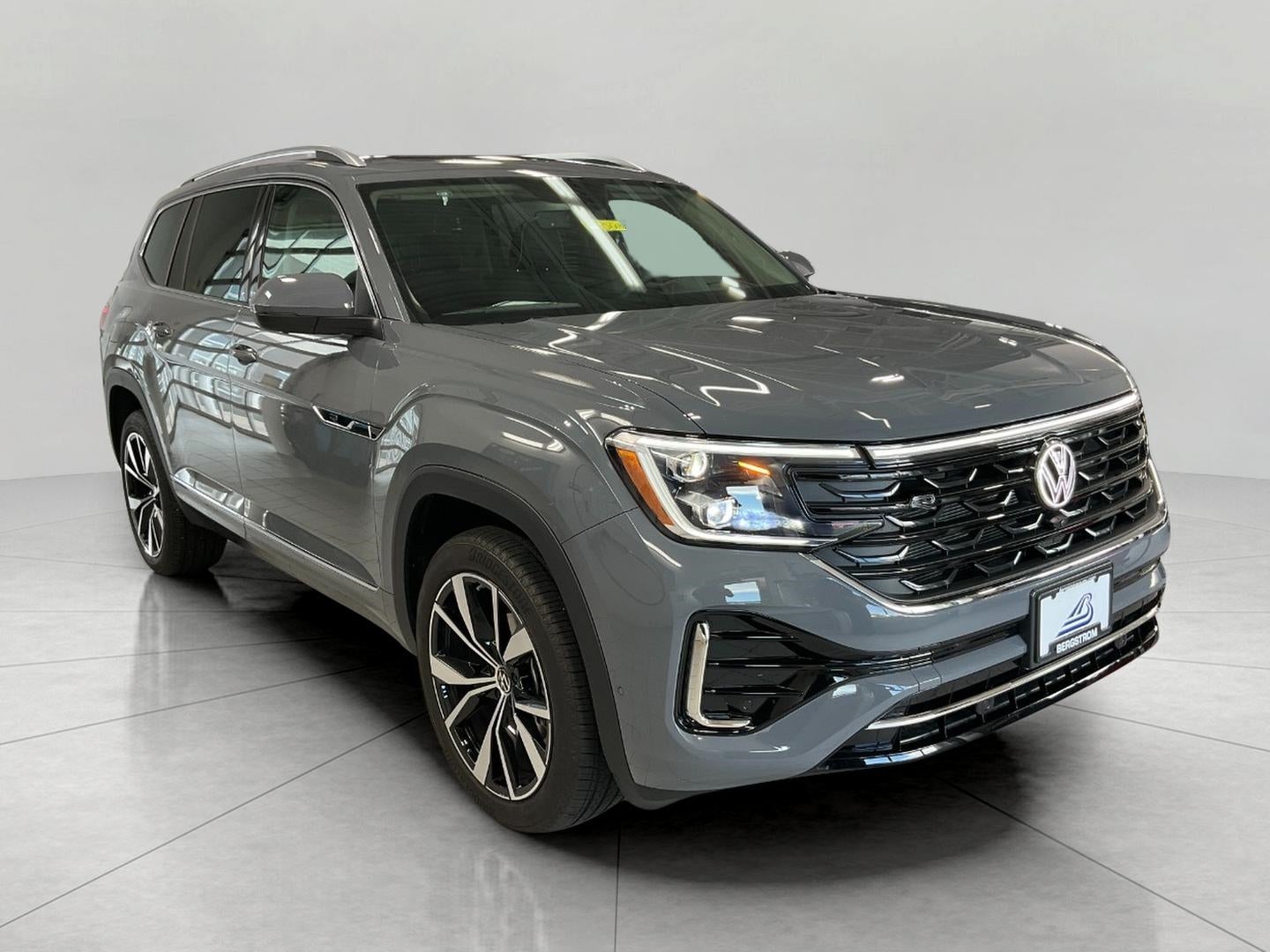 2026 Volkswagen Atlas 2.0T SEL Premium R-Line 4MOTION