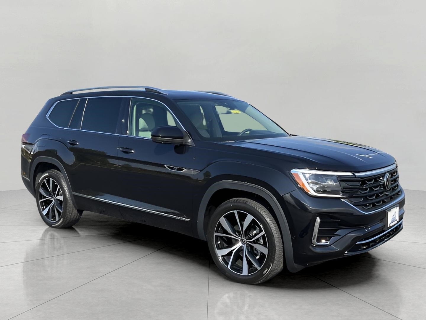 2026 Volkswagen Atlas 2.0T SEL Premium R-Line 4MOTION