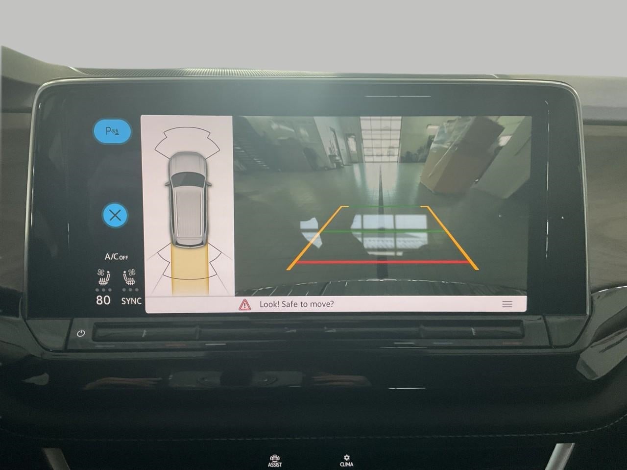 2026 Volkswagen Atlas 2.0T SE w/Technology 4MOTION