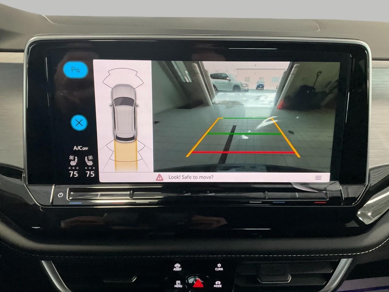 2026 Volkswagen Atlas Cross Sport 2.0T SE w/Technology 4MOTION