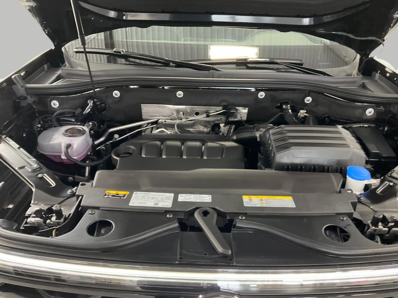 2026 Volkswagen Atlas Cross Sport 2.0T SE w/Technology 4MOTION