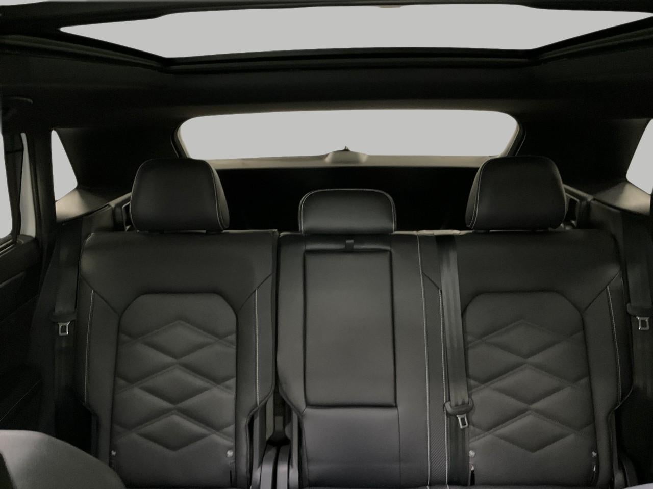 2026 Volkswagen Atlas Cross Sport 2.0T SE w/Technology 4MOTION