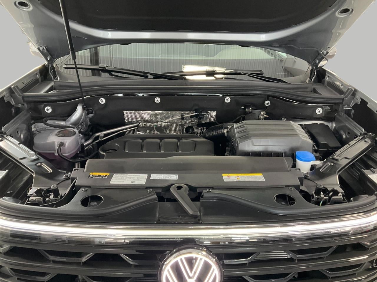 2026 Volkswagen Atlas Cross Sport 2.0T SE w/Technology 4MOTION