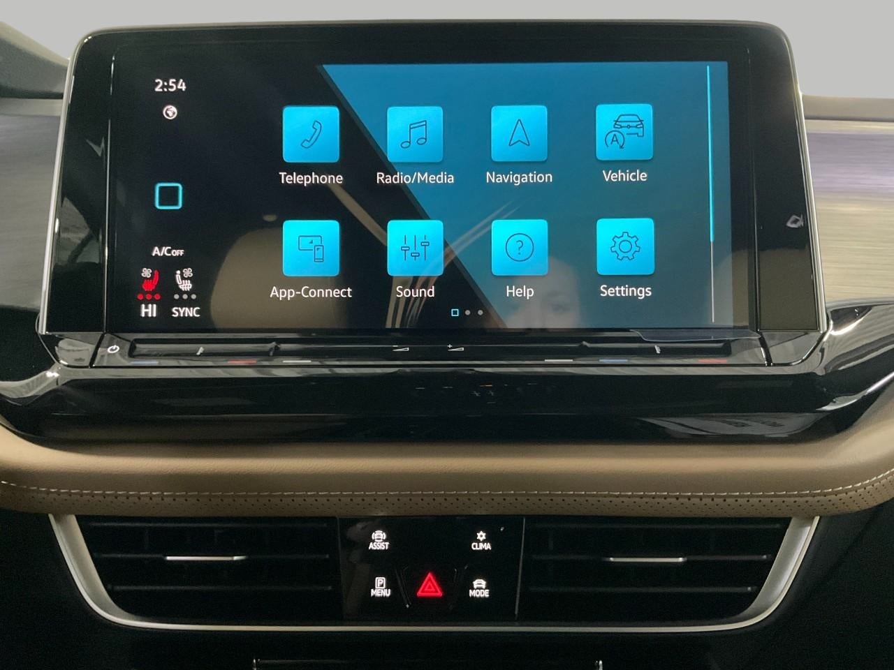 2026 Volkswagen Atlas Cross Sport 2.0T SE w/Technology 4MOTION