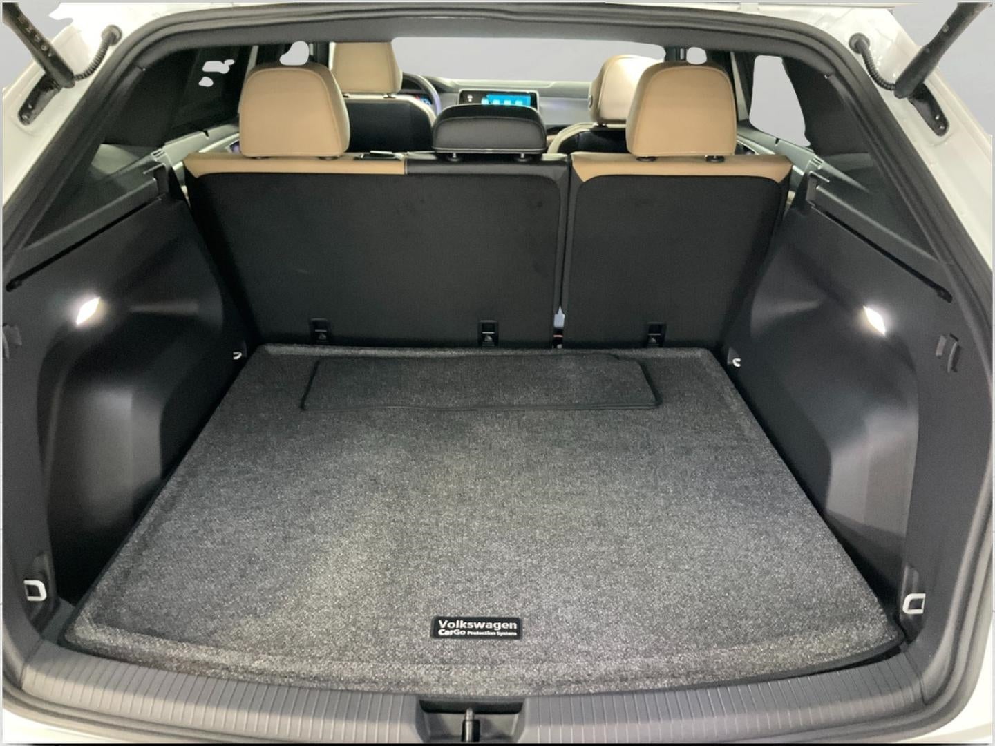 2026 Volkswagen Atlas Cross Sport 2.0T SE w/Technology 4MOTION