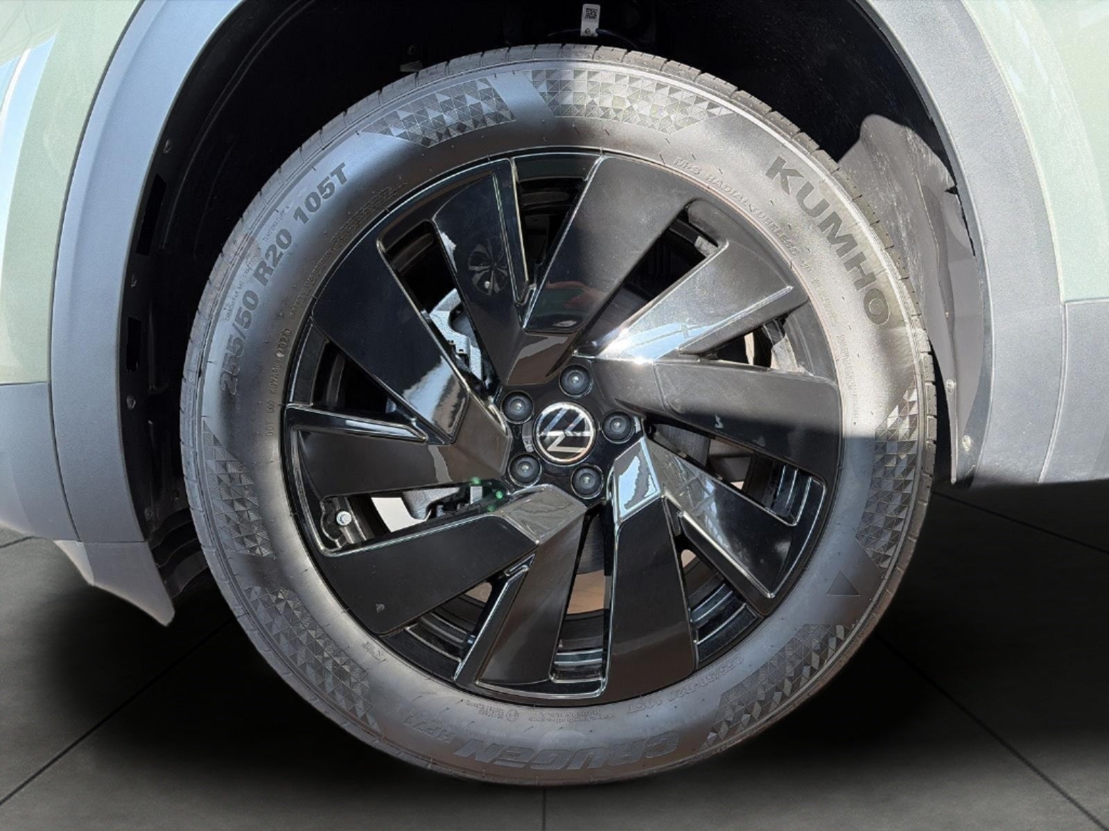 2026 Volkswagen Atlas 2.0T SE w/Technology 4MOTION