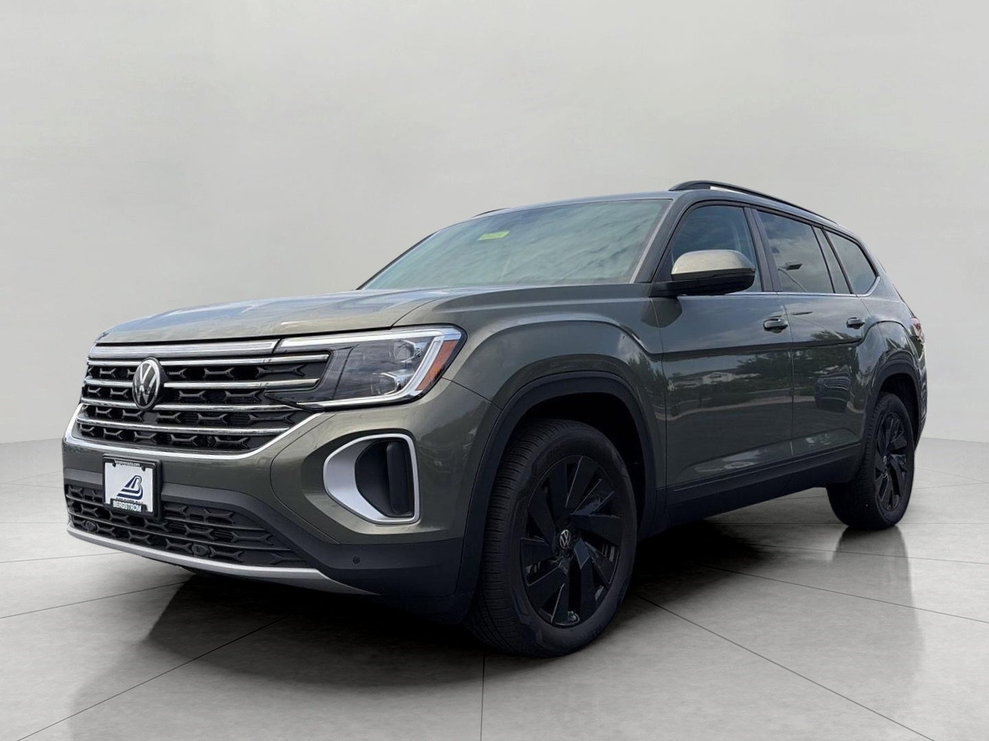 2026 Volkswagen Atlas 2.0T SE w/Technology 4MOTION